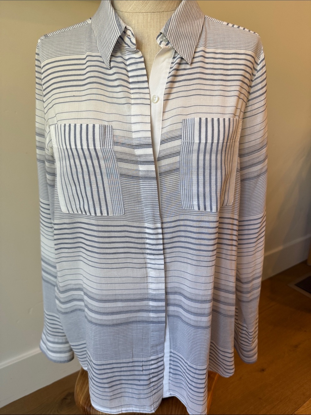 White House Black Market Soft Plaid Button-up Blouse